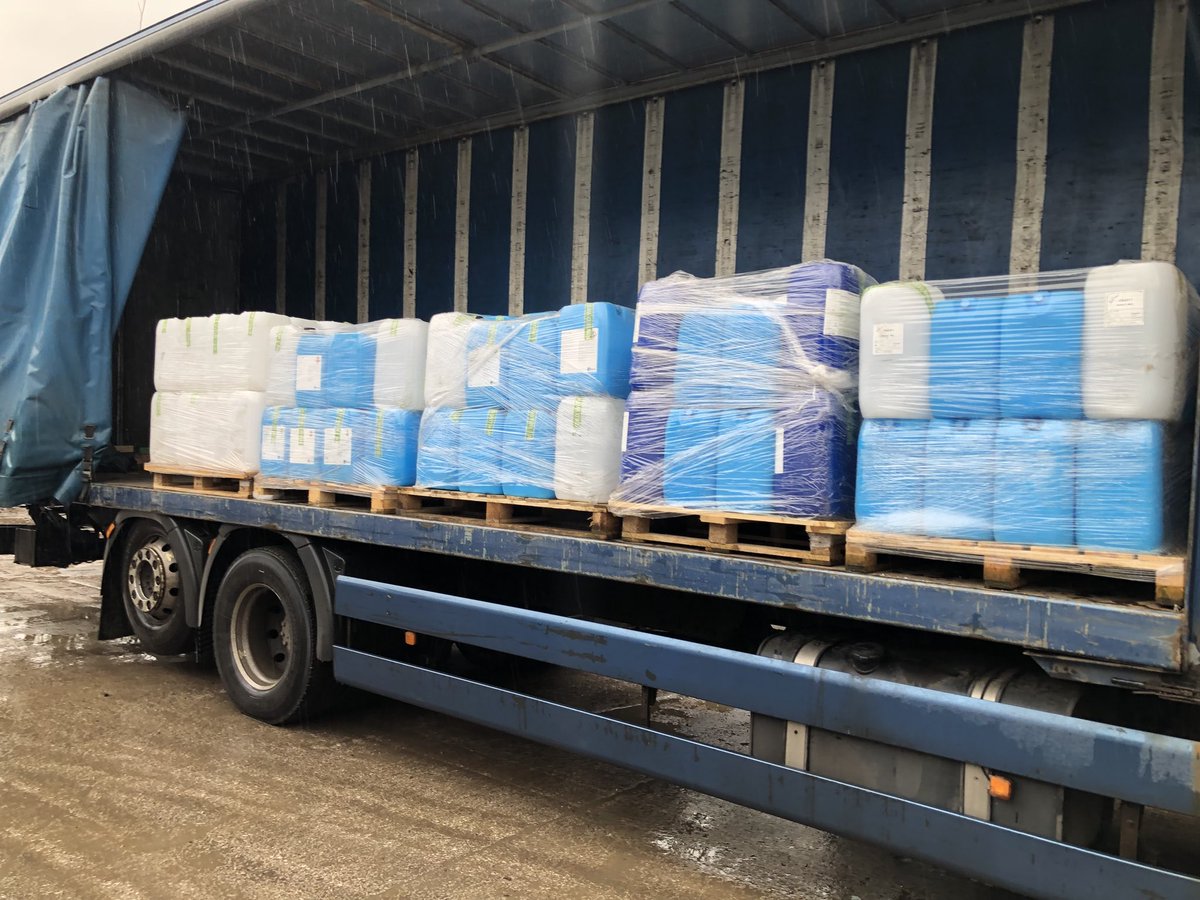 #Specialdelivery terrible weather, lovely product #plasticwaste