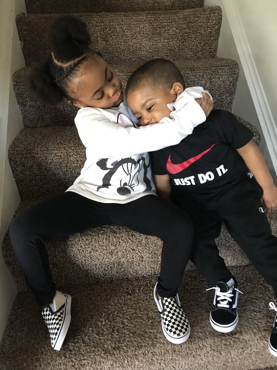 dajjrambo's tweet image. Sibling love is just different 🤣