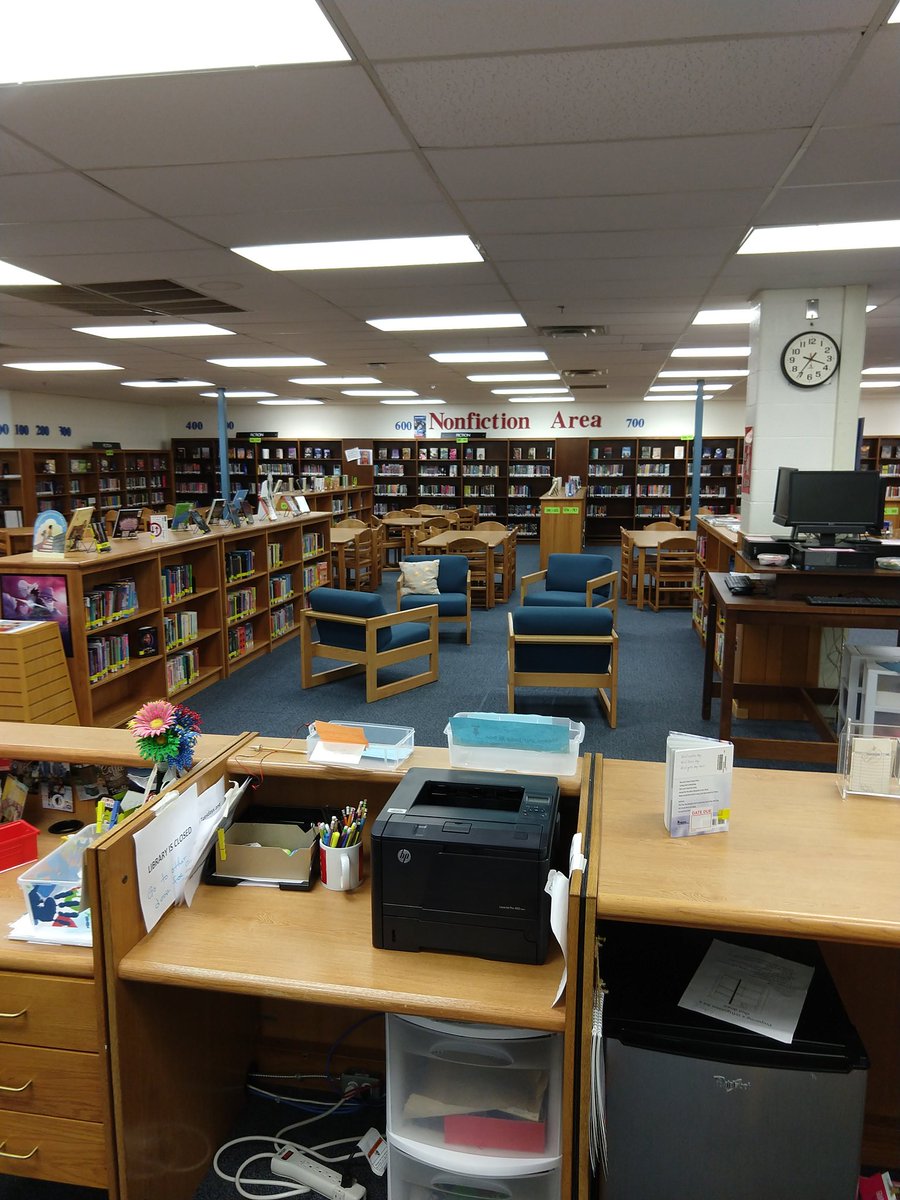 BrydenMiller's tweet photo. @LibrarySRMS Here's 1 week of hard work. Thanks to our great custodians! #afterpics #movethosebooks #quietnooks https://t.co/Iafg1xM8F3