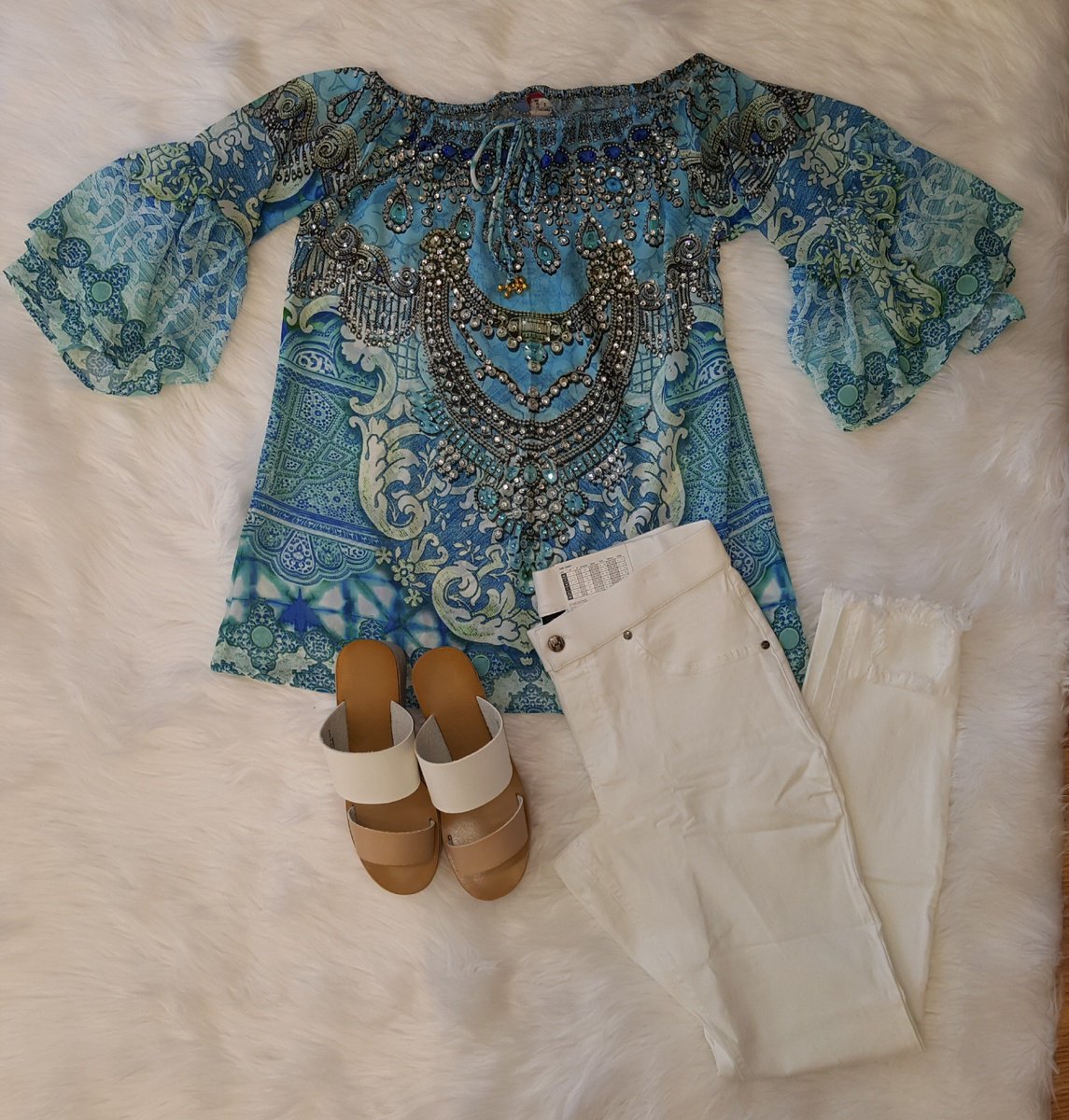 Shop_Christinas's tweet photo. Memorial Day is coming, what are you wearing? #onlyatchristinas #shopchristinas #SpringFashion #chineselaundry https://t.co/rG0x2yDRzT