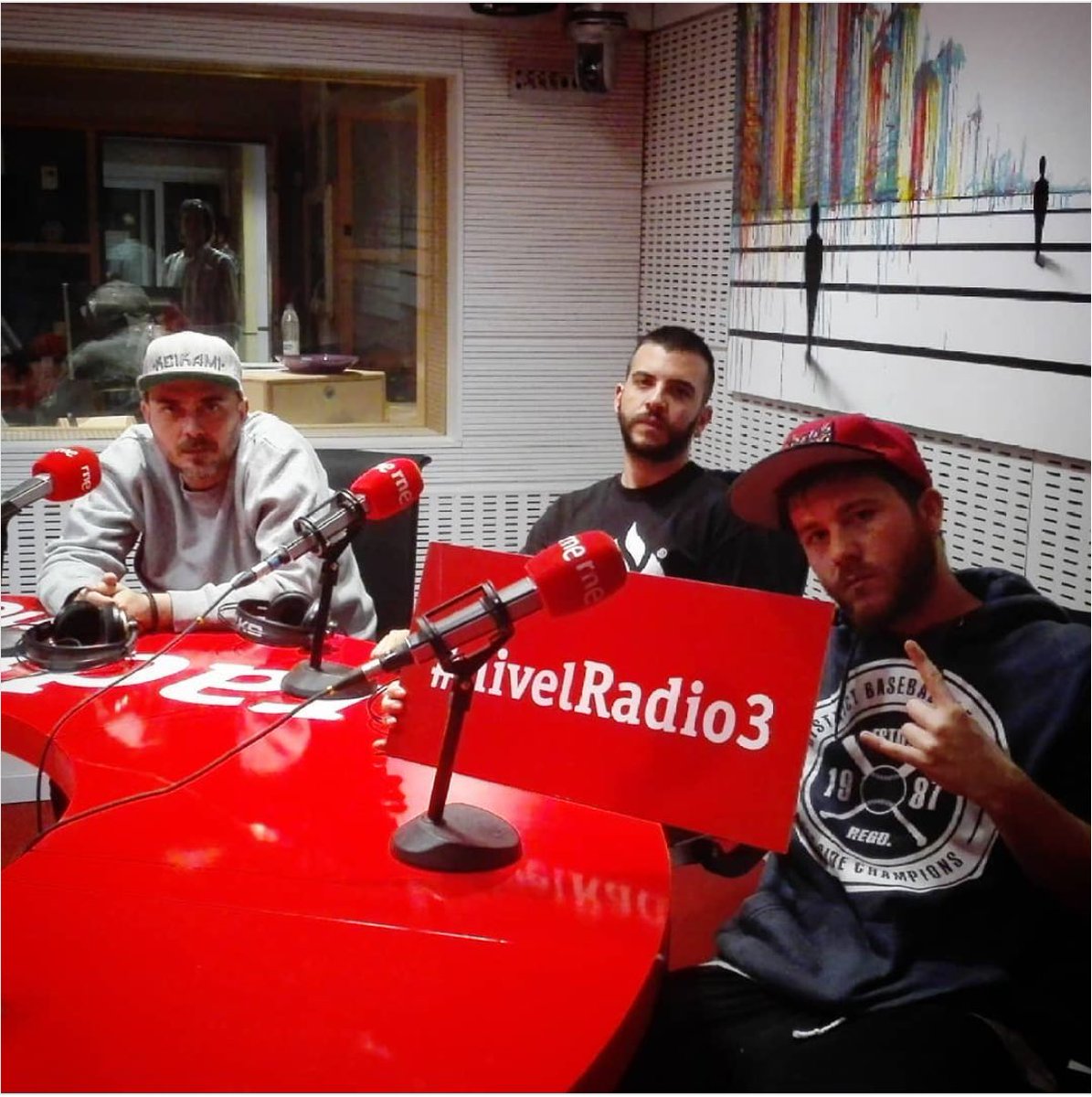 Mis chicos @ClasikoMc y <a href="/Klayt_/">Klayton de Oliveira dos Santos</a>  entrevistados en 

La cuarta parte - Clásiko y Klayt, Método - 26/04/18 - RTVE.es rtve.es/a/4582018/ vía <a href="/rtve/">RTVE</a>

#hiphop
#rap
#Método
#clásikoyklayt 

Amor puro 😍🤗💜