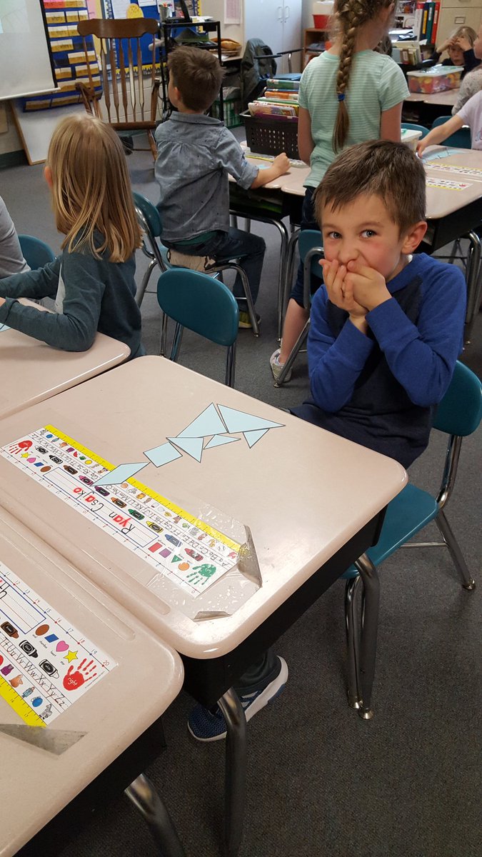 DCESJFachler's tweet photo. Tangram math! So fun....and tricky too! https://t.co/qaVXUtZJ4a