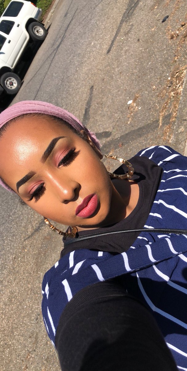 glamwithfatma's tweet photo. @fentybeauty @fentybeauty soft matte primer and foundation in the shade 370 
Match stick in Rum to strobe with before applying foundation &amp; Truffle to contour ❤️ https://t.co/xikEP6XOWs