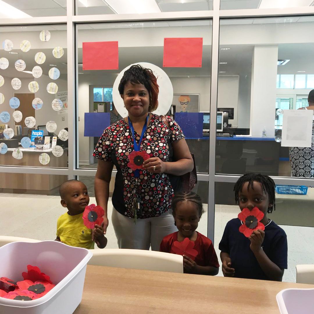 liveoakpl's tweet image. "In Flander's fields the poppies blow..."
In support of the @Mighty8thMuseum initiative, Garden City Library is proud to be making poppies for the Wall of Valor. #PoppyProject