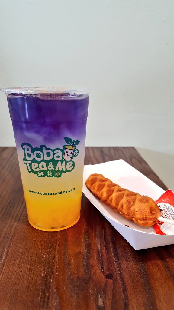BobaTeaAndMe's tweet photo. The perfect afternoon #bobafix 😋 #tgif https://t.co/FoFNbPCUNg