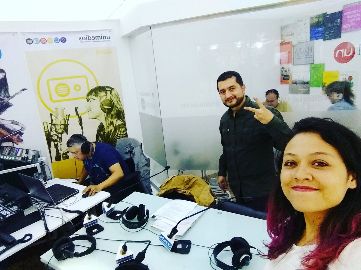 efilambuley's tweet photo. Ya! En UN Radio 98.5fm :v desde @CorferiasBogota con @TAILO2018 @985unradio

#radiofonías #EfiLambuley #singersongwriter https://t.co/lP8hGUADbR