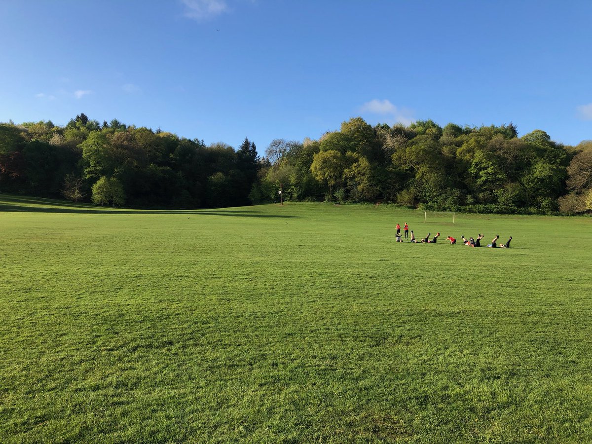 GO_Fitness_'s tweet photo. #Reigate #PrioryPark was the perfect backdrop for #GOFitness this week. We’re putting on some extra #GOStrength sessions alongside our other classes in #Cheam at 10am on Saturday and in #Reigate at 9.45am on Sunday this weekend #FitnessMotivation https://t.co/TvvacwS5Xn