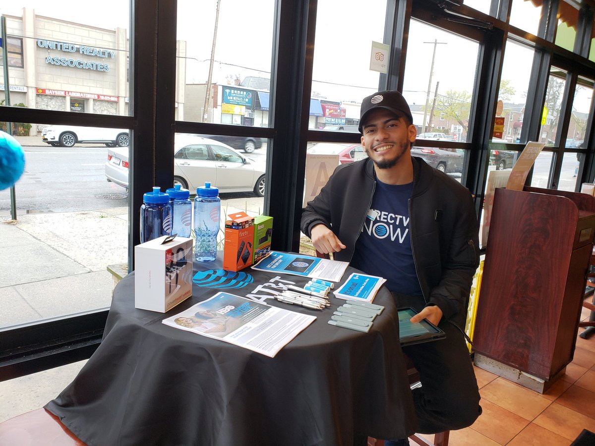 Team_Bayside's tweet photo. AT&amp;T Takeover at Mmm...That's a wrap!! #Bayside #winlocal  #BnQ @AntMerc17 @Danny_Perez_01 https://t.co/PgG9HDa9uM