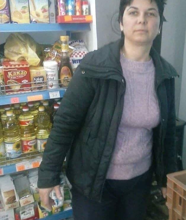 srekjaplus's tweet image. Радмила Митревска од Македонски Брод, Божица Сандева од Кочани, Ивона Басуроска од Вевчани и Светлена Корчовска од Русиново се некои од многуте досегашни добитници на СРЕЌА ПЛУС подароци од Државна лотарија на Македонија. 
Воедно, поддржувачи на трендот на подарување на грепки