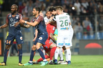 Voir l'image sur Twitter