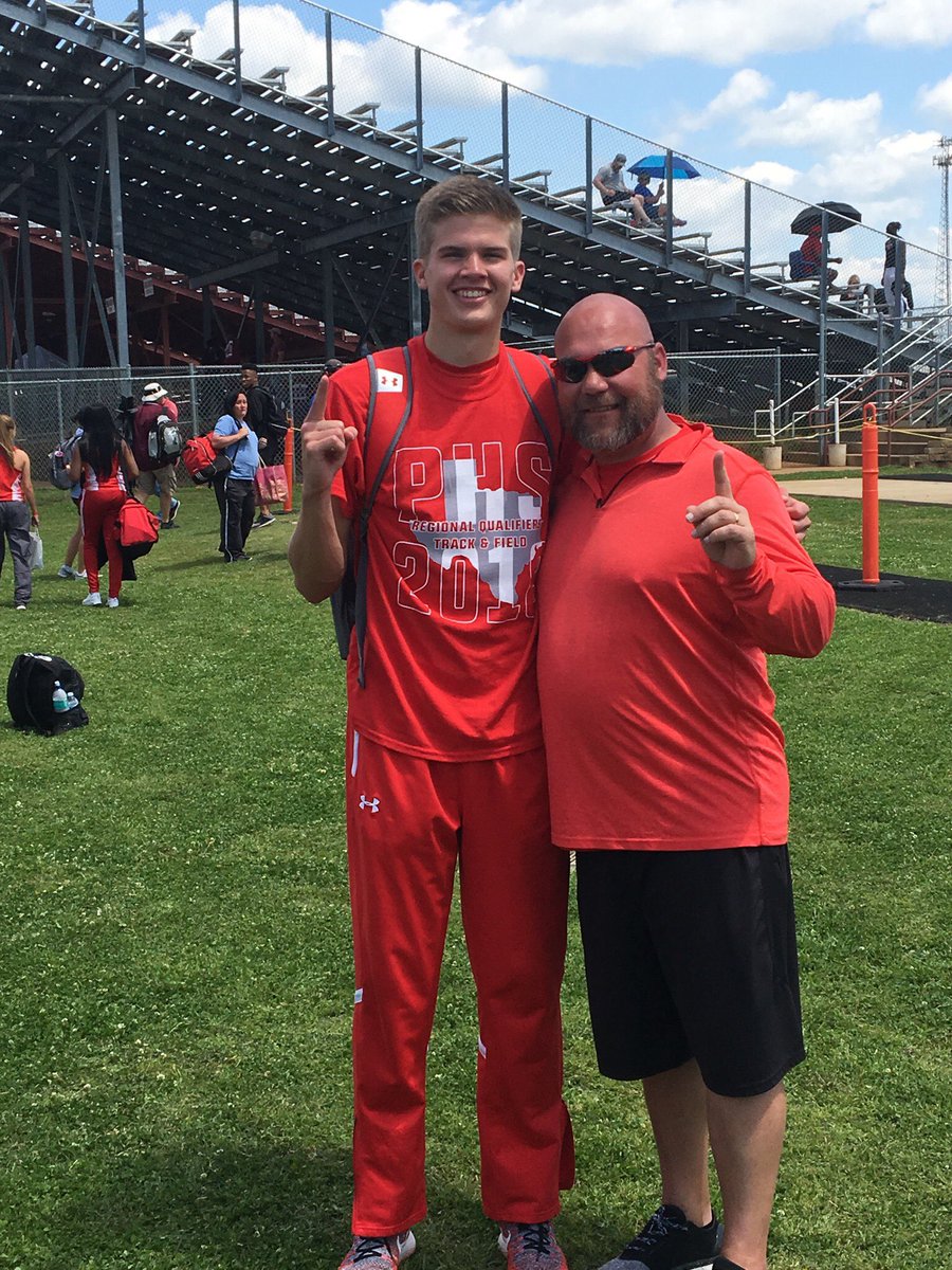 Congratulations to Ponder Hoopster Rylan Waldo Regional Champion in the triple jump with a personal best jump of 45’11”! He will be headed to state and is Coached by Hays Lowe.  #madups