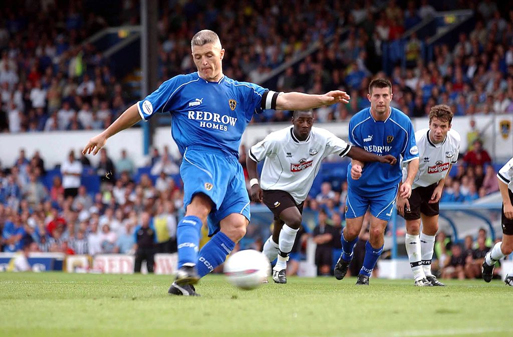 cancer_wales's tweet photo. Joining us at @CardiffCityFC Legends Night is...

The Captain...

Ooh Aah...

🔵 @graham_kavanagh 🔵

#CityAsOne #CRWLegendsNight

Tickets 👉🏻 https://t.co/B1ndK9qhXj https://t.co/X98uMc9KWY
