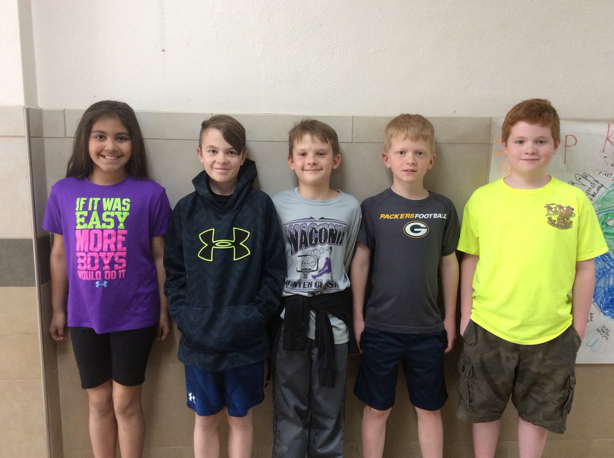 NatalieSawatzky's tweet image. Teachers describe these 4th graders as hard working, committed, compassionate, inclusive, and leaders. I describe them by say they are  today’s #FridaysFinest! #KindSafeReady