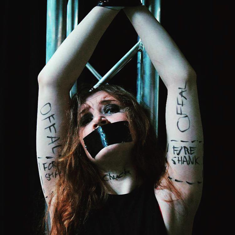 EarlyFest's tweet photo. At 2pm you can catch #PeaceOfMeat At @thecellaratdina. If this poster picture isn't enough to intrigue you, head on over to the event page to read more about what you can expect.
Tickets and info: https://t.co/y5khnunJ2v

#Sheffield #SheffieldTheatre #EarlyFest #SheffieldisSuper https://t.co/gDKOgjOX1r