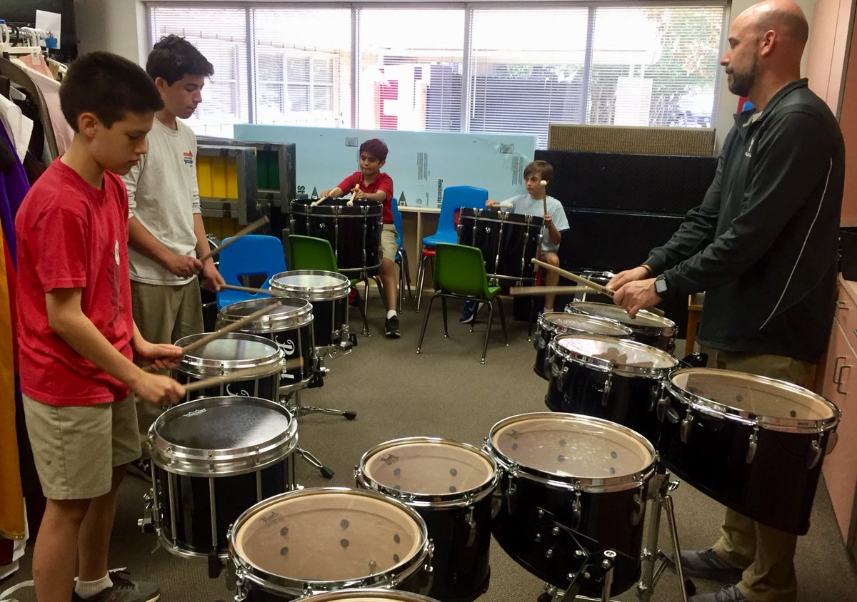 SymondsHSES's tweet photo. We've got the beat! Mr. Smith rehearses with the Middle School Drum Corps. @hsessaints #HSES #HSESMiddleSchool #HSESFineArts https://t.co/4iA2nNlfIW