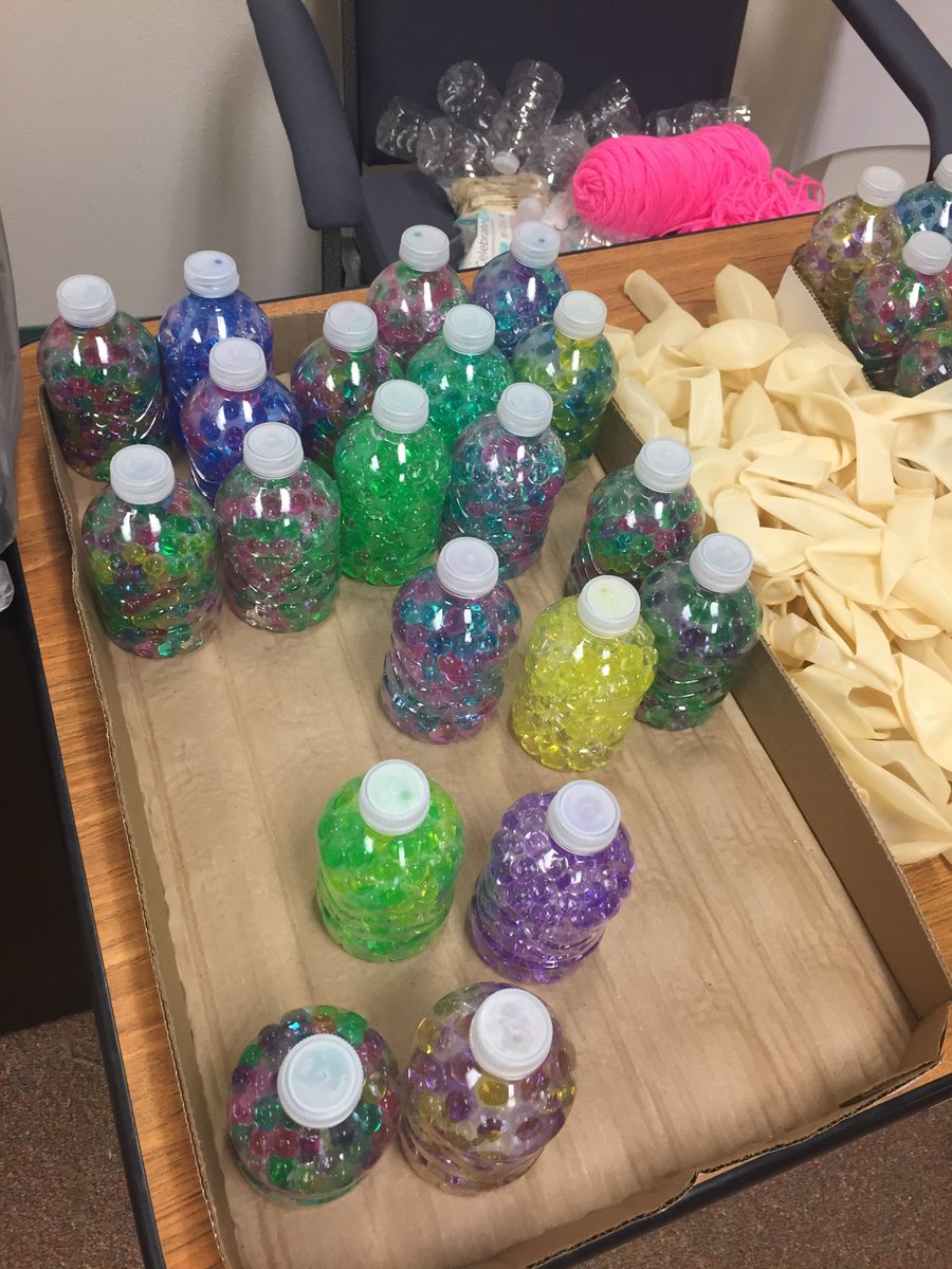 ldavidsonblc's tweet photo. Making stress balls!! Stress relief for students #wcsdstudentvoice @stuvoicewcsd https://t.co/rpZnKI1yv2