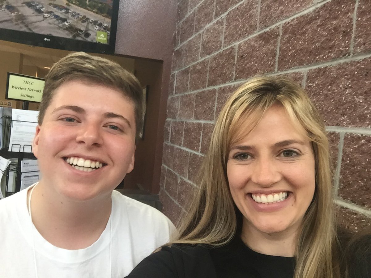 ldavidsonblc's tweet photo. So excited for student voice!!!! #wcsdstudentvoice @stuvoicewcsd https://t.co/s5vl2w9Aja