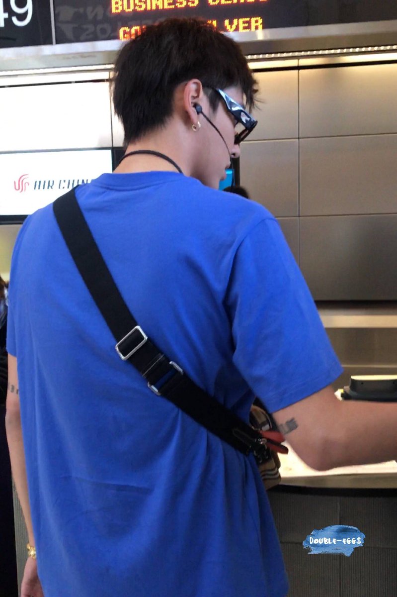 KrisWuTurkey's tweet photo. 180428 #KrisWu - Los Angeles Havalimanında

cr : 凡蛋蛋Double-egg https://t.co/9awgGSoT6x