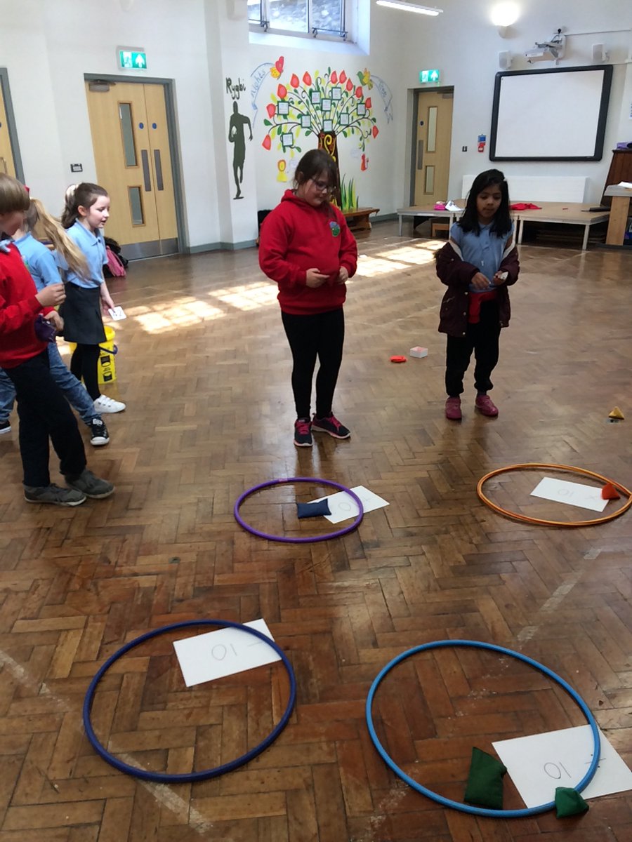 PentrerGraig's tweet photo. Dosbarth Neptune and Mercury had a great time during our after school maths games session yesterday. Thank you to the pupils and parents who attended. #pgpmaths https://t.co/pXZAAeF8V7