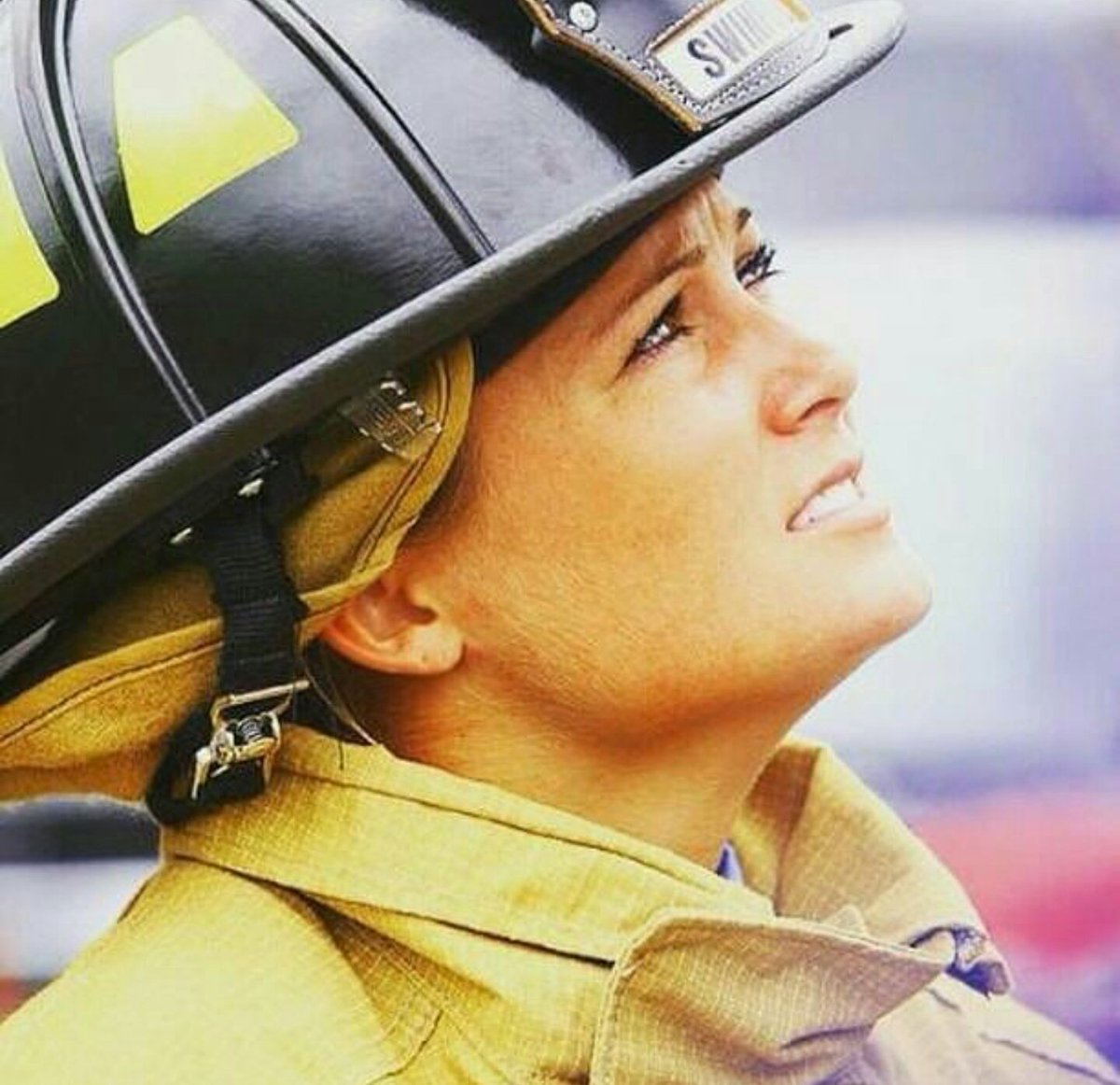 WomenOf911's tweet photo. "And one day she discovered she was fierce, and strong, and full of fire, and that not even she could hold herself back because her passion burned brighter than her fears." https://t.co/PgdZva0hL5