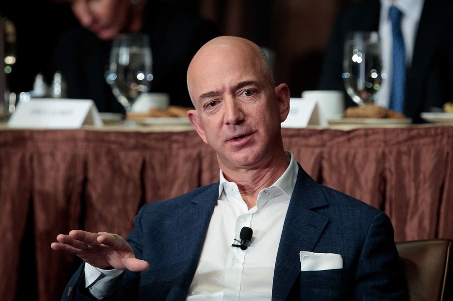 AlexOsterwalder's tweet photo. “Customer obsession is not just listening to customers. Customer obsession is also inventing on their behalf. Because it’s not their job to invent for themselves.” 

— @JeffBezos https://t.co/CVx2g6jRqG