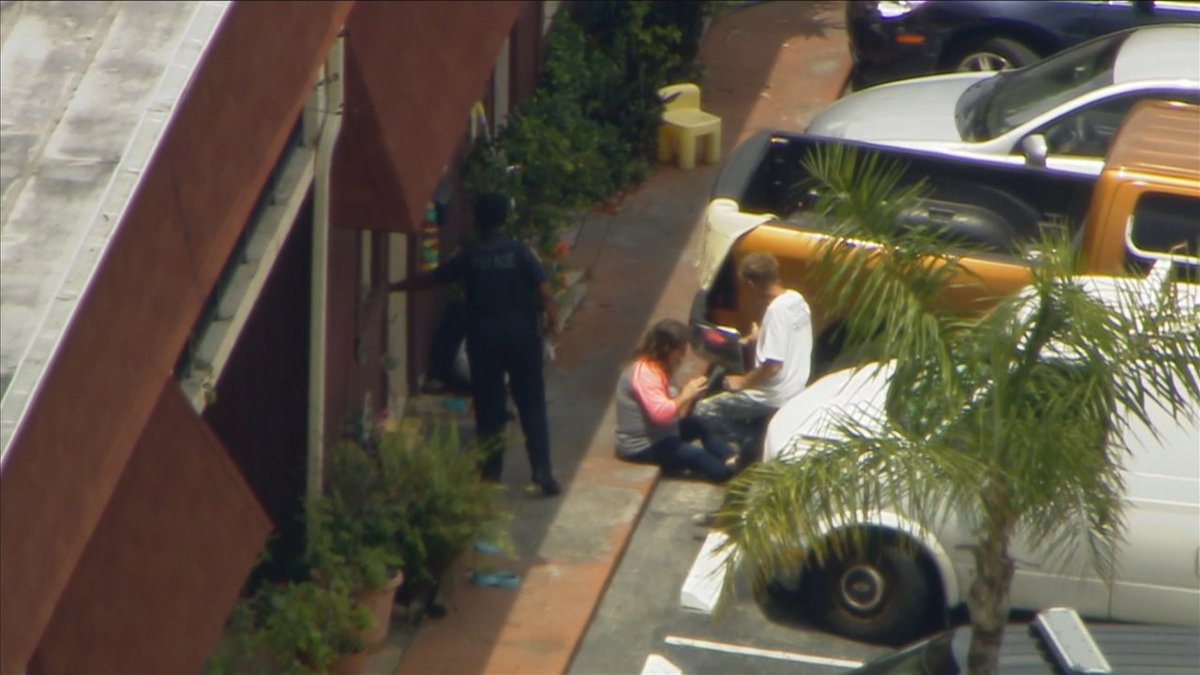 Family says today's Broward County 911 system failure caused Davie man's death bit.ly/2HWSvYM?utm_so… https://t.co/mwP9DQAGSE