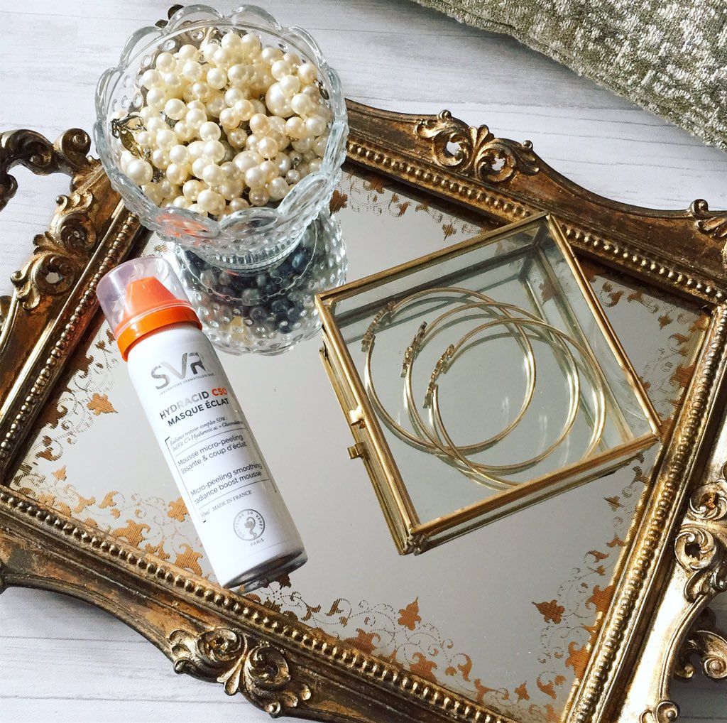 Le type de masque dont je vais user &amp; abuser en ce moment, pour avoir un teint éclatant ! • Ce côté "Mousse Micro-Peeling" m'intrigue carrément ! •