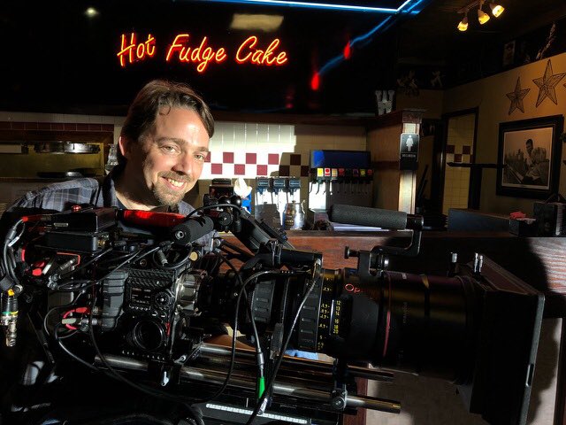MatthewIrvingDP's tweet image. This diner serves up #Hotfudgecake with a side of big friggin' lenses! #Louisville #Kentucky #moviemaking