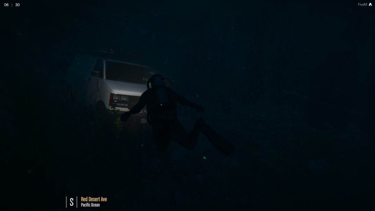 UKRPC_RBram's tweet photo. Never though I would have to jump into a Diver Suit to search for a Firearm in the van that had drove of the end of the pier. @WMRPC_Official @WMRPC_TKay https://t.co/Ct5c7iifzt