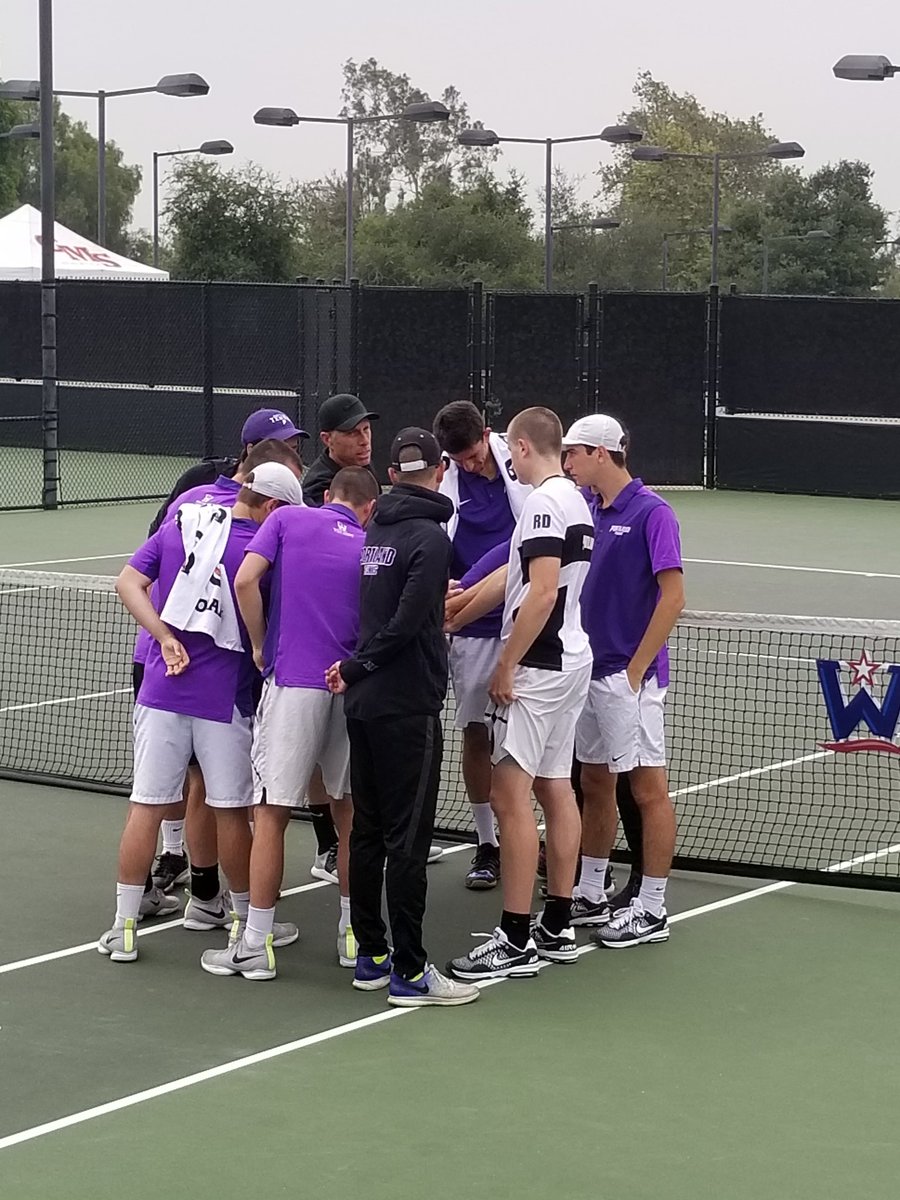 The end of an incredible eea for UP Men's Tennis. Five seniors who took this program to another level. Not only great players, but great kids and students too. Thank you Mike, Mathieu. Pierre, Alex and Jamie. Vamos! Allez! Pame Pilots!!!