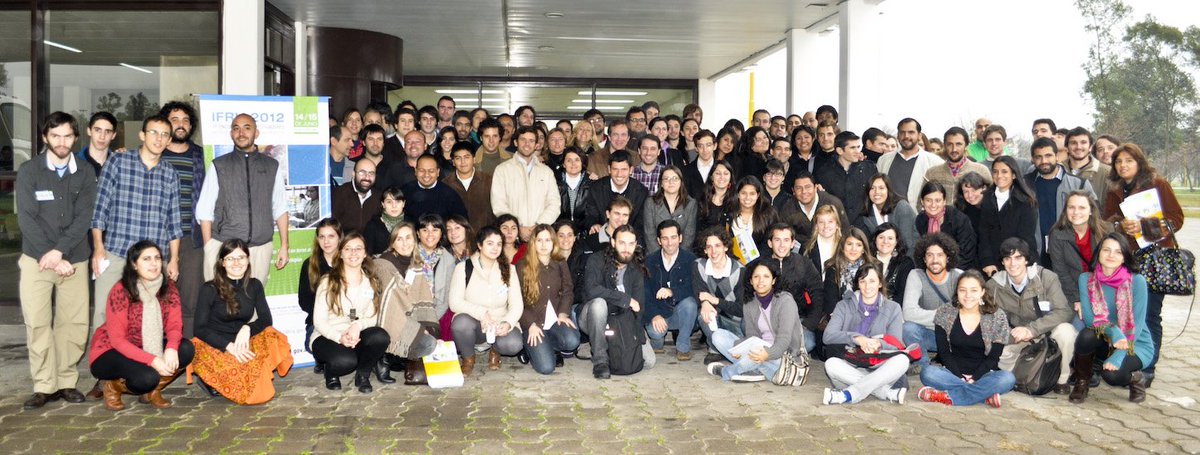 ifrh2018's tweet photo. Nos vamos preparando para la cuarta entrega del #ifrh2018 recordando la primera. Viniste? Este año no te quedes afuera! #ifrh2012 #1erencuentro https://t.co/BhdHL01qey