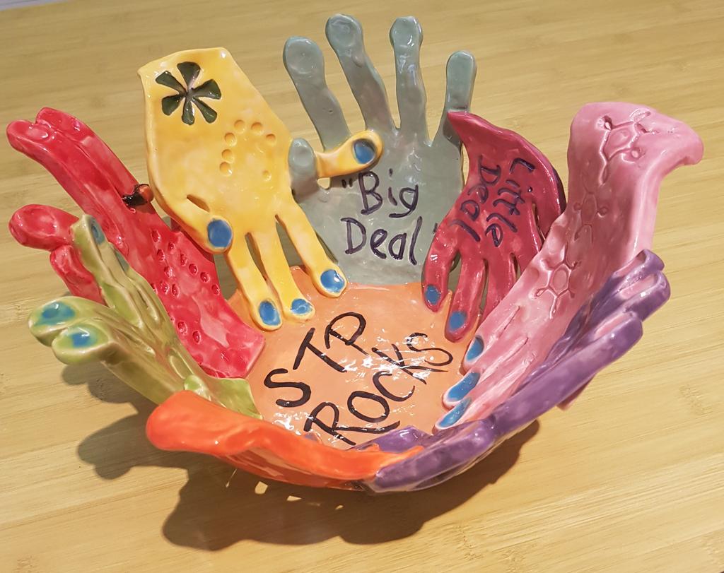 candacebayliss's tweet photo. Our STP friendship pottery bowl is complete thanks to Ms. Westfall! 😁  @WRMS_STP https://t.co/ruZshzKTkM