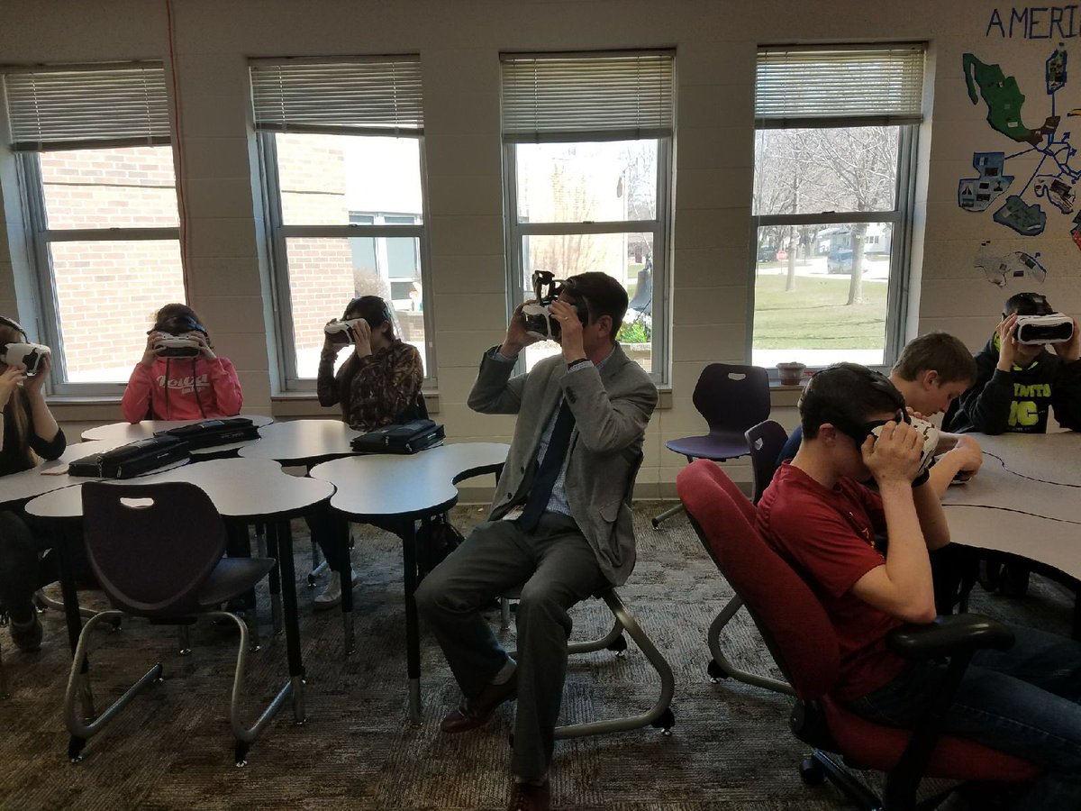 SuptAmanda's tweet photo. Thank you @ryanmwise for visiting West Bend Mallard MS/HS today. We enjoyed showing you all that we do! https://t.co/TSdofCP2kw