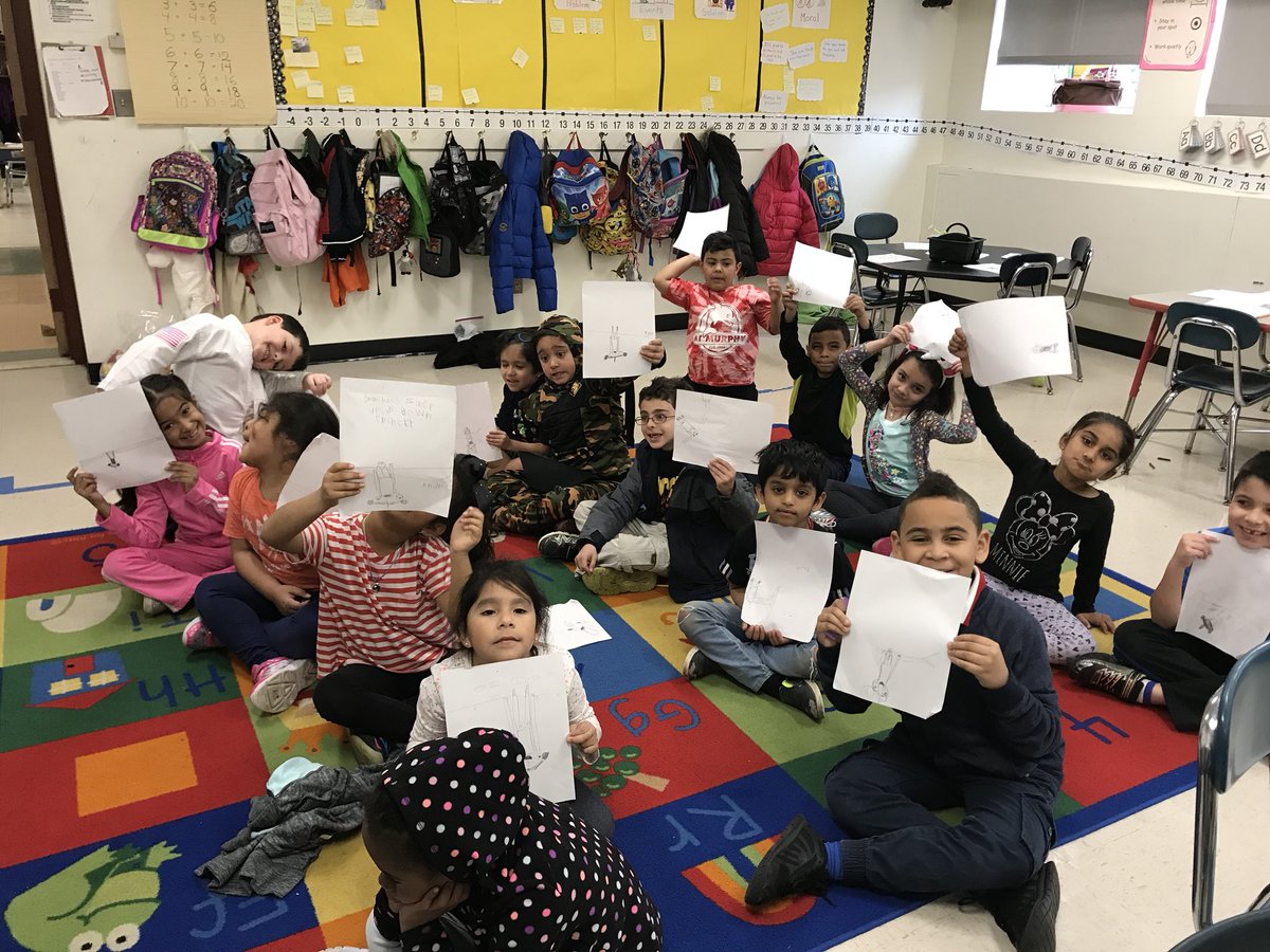 MrsFebbraio's tweet photo. Thanks for coming to talk to us about Beatrice @shelleyjohannes! We had a blast learning how to draw her and meeting you! #SPSMind #SPSHeart #rm44 https://t.co/1XvF23TVST