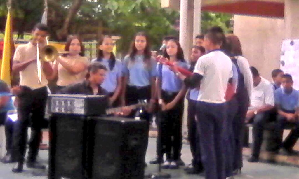 Ibarrarafael600's tweet photo. #Zulia #TodoElZuliaUnaEscuela Encuentro Municipal de Experiencias Significativa de Los Grupos de Recreación, Creación y Producción de Los Niveles de Educacion Media General, Media Técnica y Modalidad Adulto  #ValmorezR @JauaMiranda @MPPEDUCACION @omarprietogob @DamelisChavez https://t.co/0HAxwMqO2P