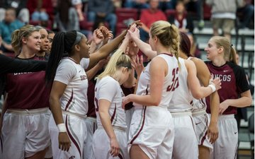 scuethics's tweet photo. Sports &amp; Character - Pressure to Succeed May Overwhelm #Ethics
https://t.co/1cu4mQlsvR New! Opinion piece by our #HackworthFellow Giannina Ong, reprinted from @TheSantaClara #sportsethics #charactereducation @SantaClaraUniv @TheBigQethics #campusethics https://t.co/ixSjxm7iJ3