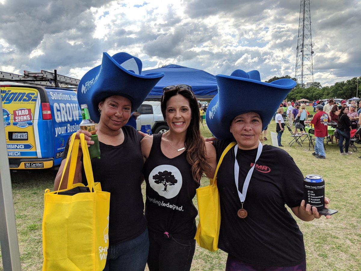 OVMFinancial's tweet photo. Need a beer? We are here! It's a party at the #TBAPicnic ๐ป A spring tradition in our hometown. #OVMFinancial #LendingRedefined ๐ณ #BeerSponsor https://t.co/KnlGjKOImr