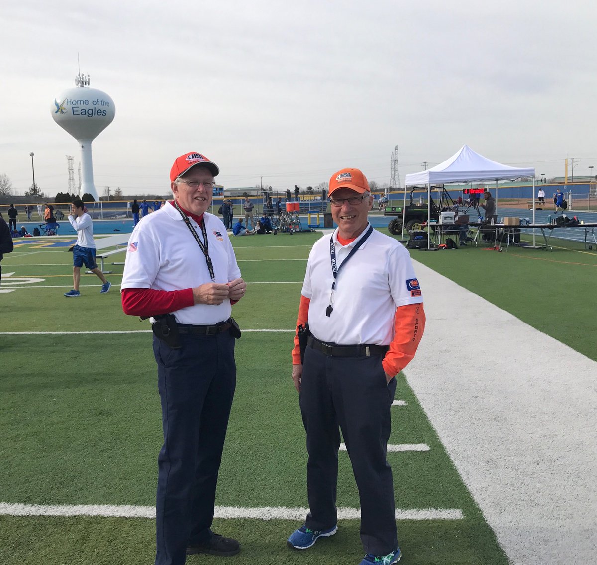 SandburgCC's tweet image. Perhaps the most under appreciated coach in the state is Gary Haubert--4 state track titles in a row at Thornwood. And our legendary Pete Struck. Two of the best ever.