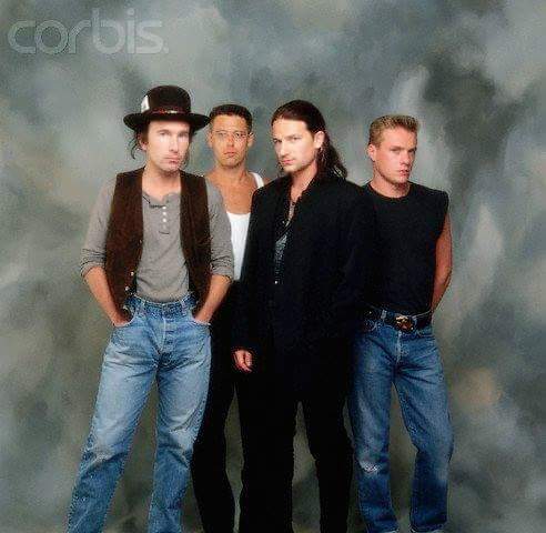 U2ITNOL2UU2's tweet photo. "What a week for U2" 31 years ago #OnThisDay #U2 appeared for the first time ever on @TIME magazine!!
@U2 #U2History #U2NewsIT
Photos #NealPreston via @U2360gradi https://t.co/ckabEfOL7A
@U2Community https://t.co/41MgVAUB5y