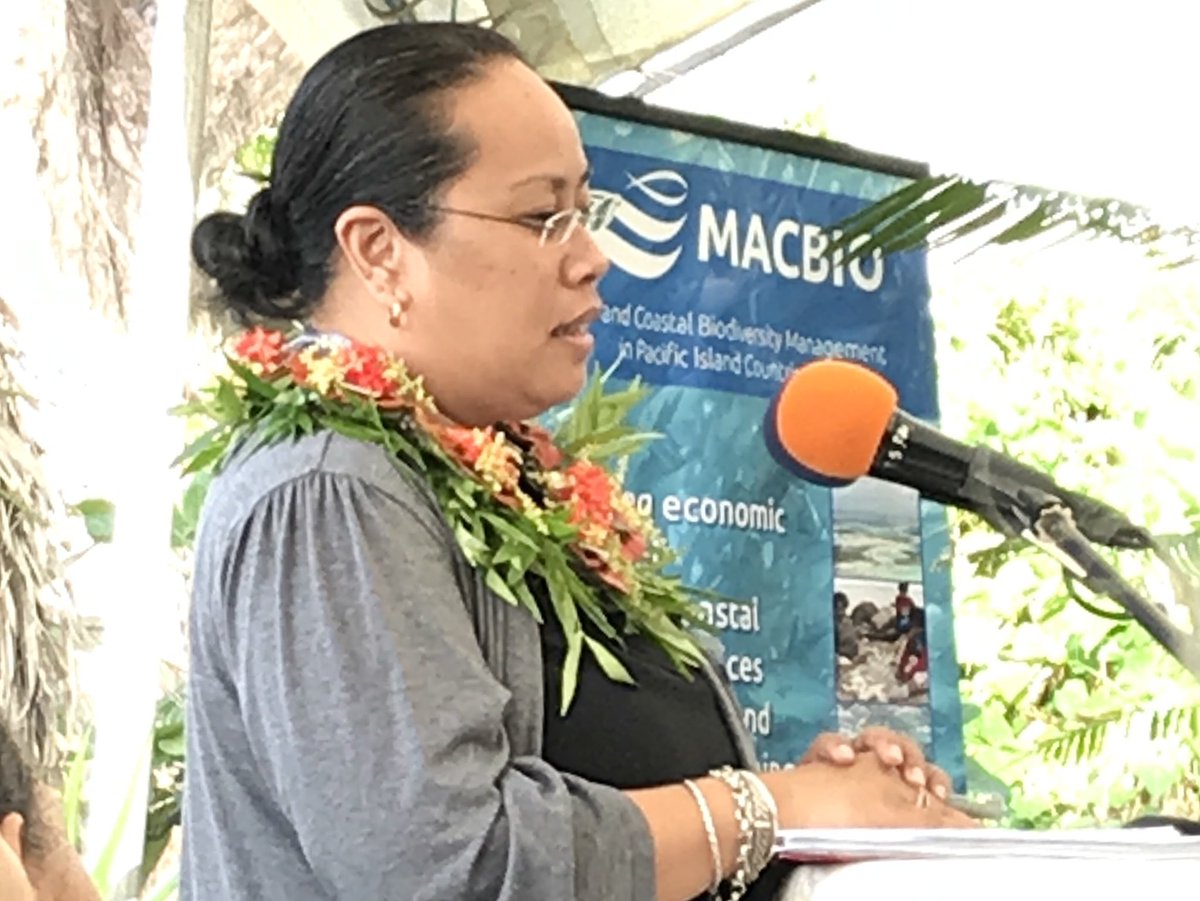 kjmengerink's tweet photo. Rock star lawyer and CEO of Lands and Natural Resources, Rosamond Bing, tells us how marine spatial planning can ‘preserve the amazing biodiversity of our Kingdom’ #Tonga #MACBIO #MSP #VOI @WaittInstitute @vavauenviro @karen https://t.co/vb8tgn9mSD