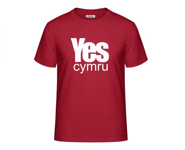 YesCymru's tweet photo. Mae'r crysau wedi eu harchebu, a byddan nhw ar werth cyn hir. Cwmni o Gymru fydd yn argraffu, ac mae'r crysau yn rhai 'Fair Wear'.

The t-shirts have been ordered and will available asap. Printed by a Welsh company, and the shirts are @fairwear_org. Available in red or black. https://t.co/5pp4OAjuRt