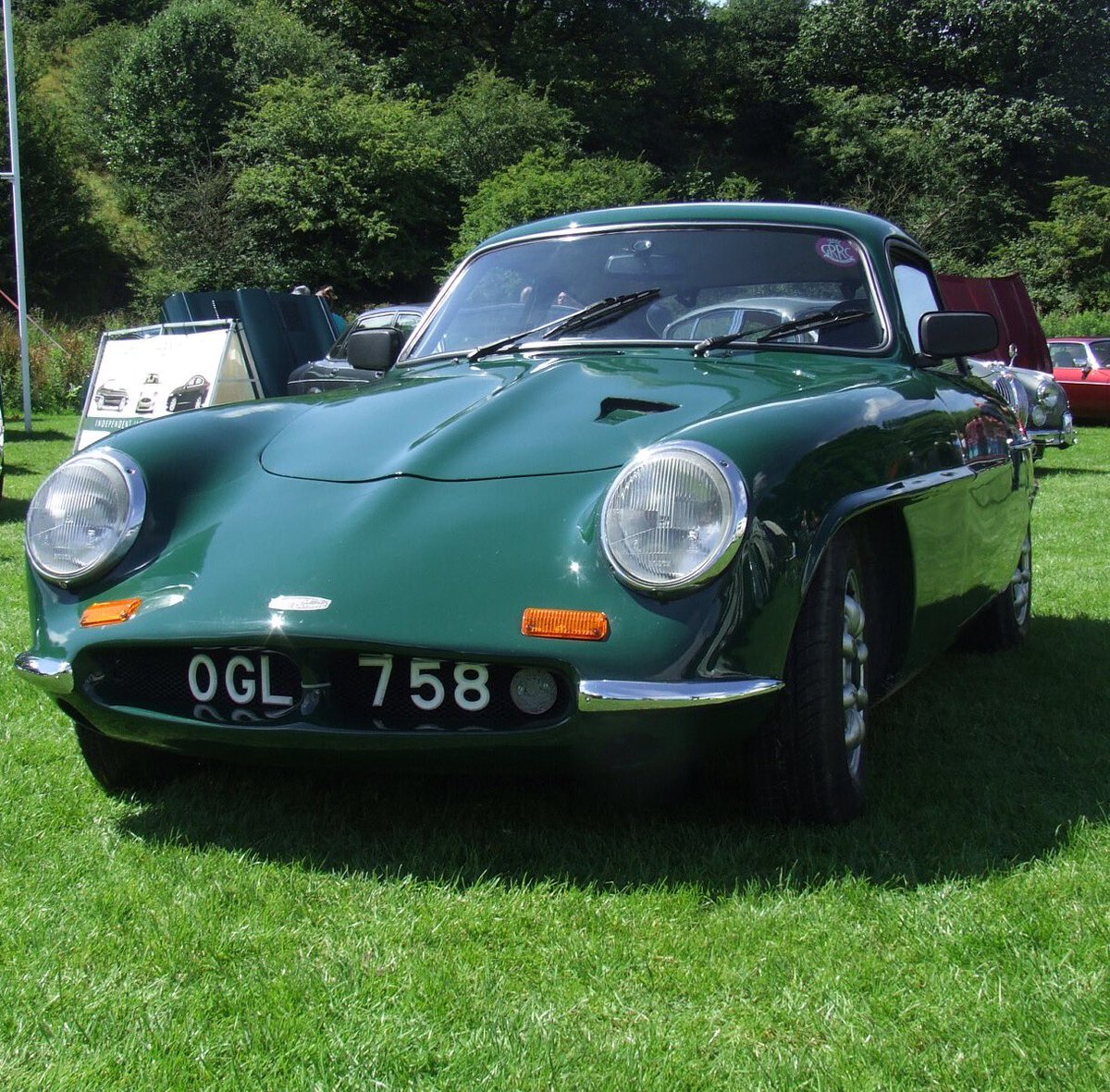 RochdaleCarShow's tweet photo. Rochdale's very own Classic Car...The "Rochdale Olympic" on display at last years Rochdale Classic Car Show. #RochdaleOlympic Manufacturer, Rochdale Motor Panels and Engineering. In Production 1959–1973 about 400 made. Designer, Richard Parker. #RochdaleClassicCarShow #Rochdale https://t.co/JK0cXRuVPT