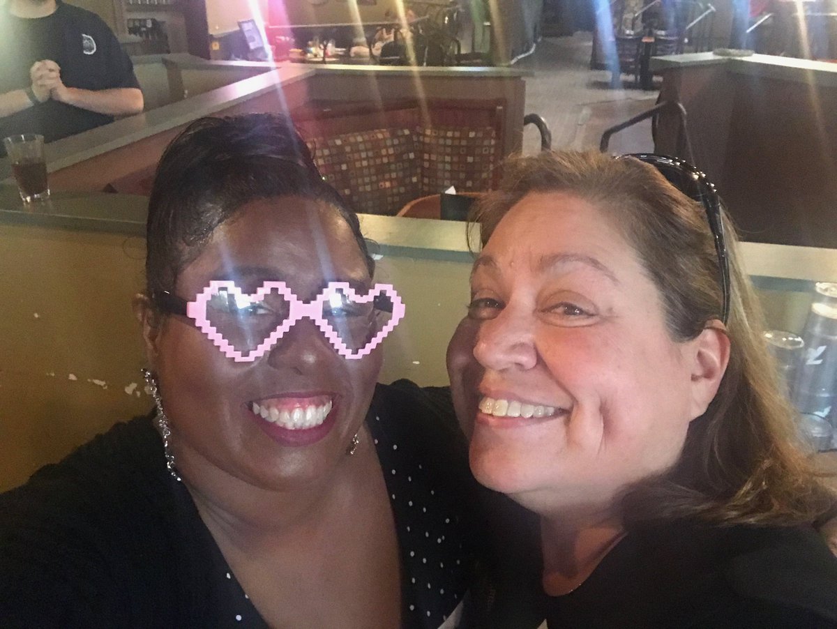 SaasieTech's tweet photo. 4/27/18 Friday Brag 2 Part 2: More #wit, women in startups, students and engineers! #wit #futurewit #brilliant #Ohana #fridaybrag https://t.co/ZjY2iEyqfx