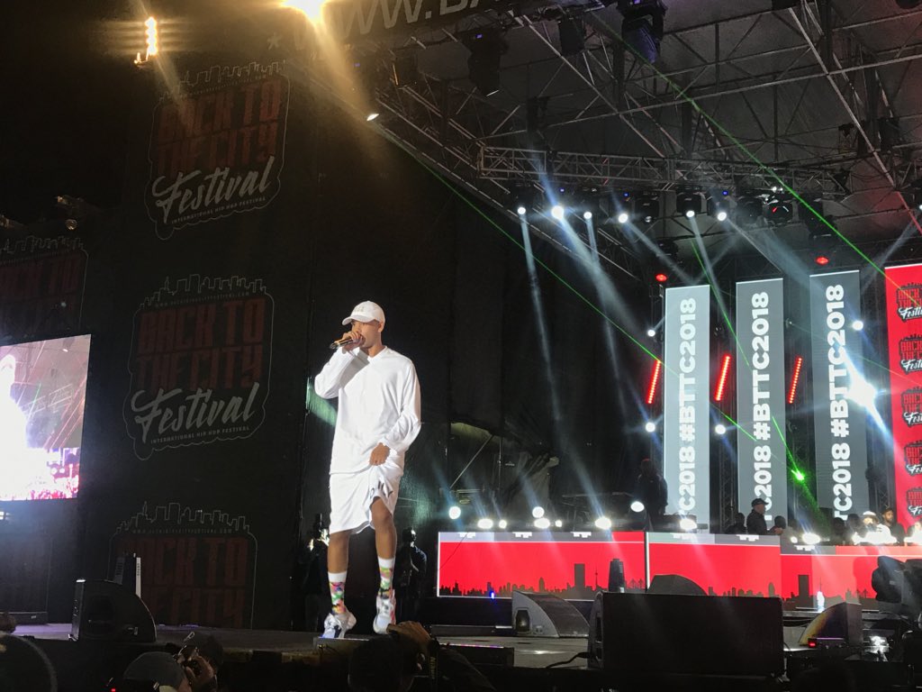 Likers_2Do's tweet photo. A local favorite! Cape Town proudly represented tonight by @YoungstaCpt ππΏ
#BTTC2018 #12YearsOfBTTC #FreedomOfSelf https://t.co/EVsLD4E1gl