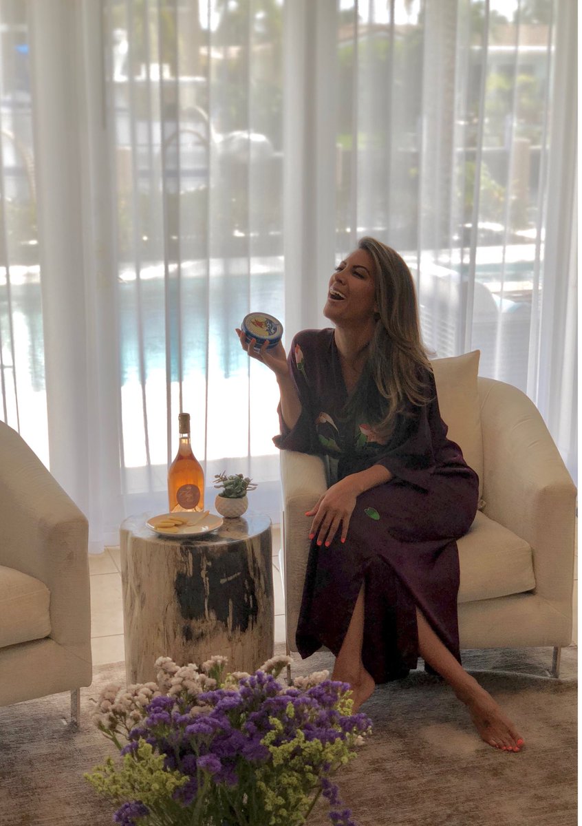 KavitaChanne's tweet photo. Had to take the tin away from my babes. Seriously... need some solo @PetrossianNYC + @TheChanneRose time. 🍷🐠 

#petrossian #caviardreams #kaluga https://t.co/sVSDe4hIz4
