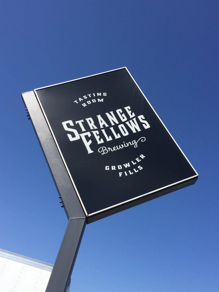 CallisterSoda's tweet photo. Just dropped off our very first delivery of Ginger Mint and Raspberry Earl Grey Sodas at our good friends @Strange_Fellows! https://t.co/EBzYhHSvFS