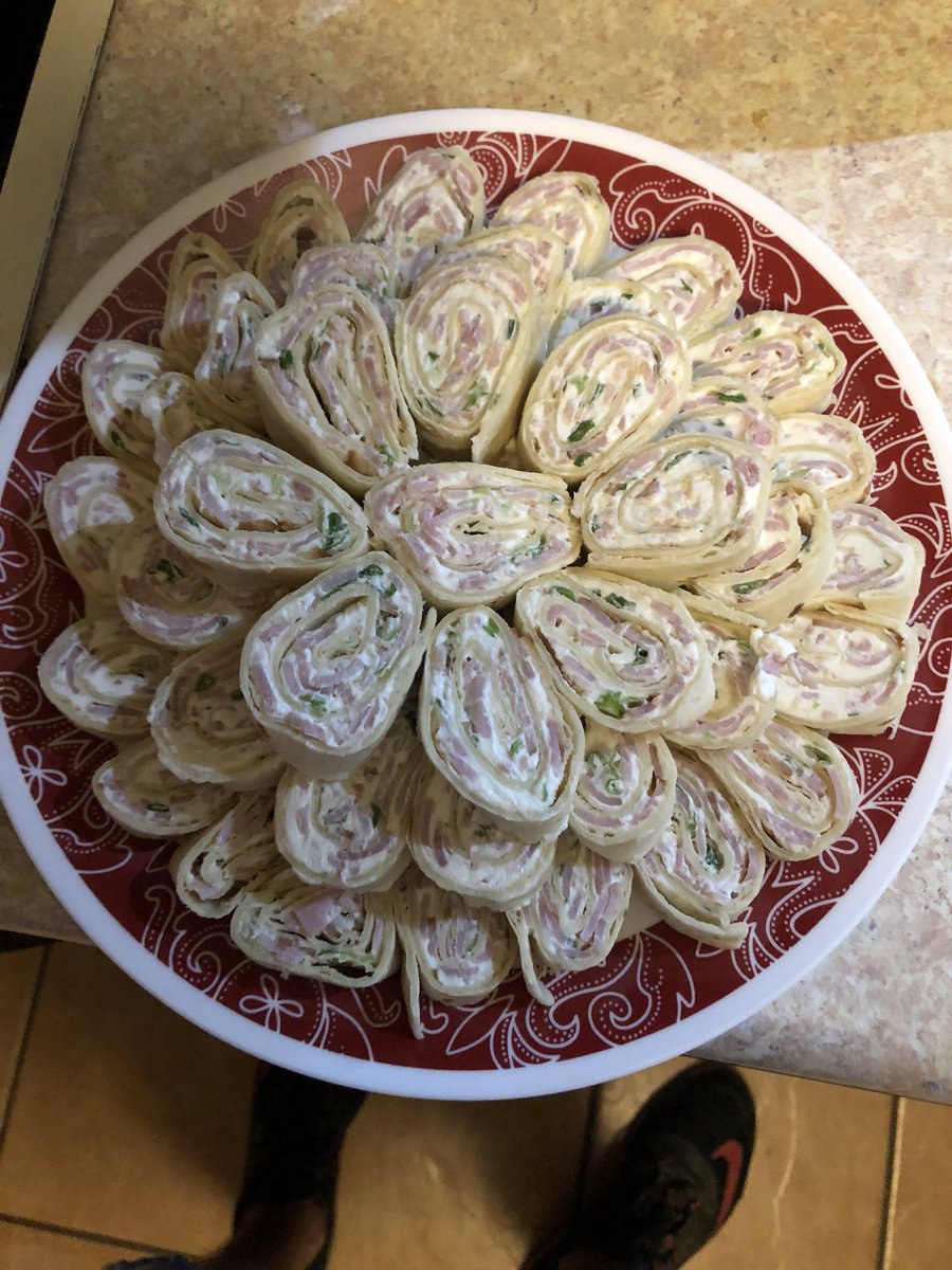 NateBoyd11's tweet photo. When your wife asks you to make some snacks for her ladies night out https://t.co/YCW8TfQTaS