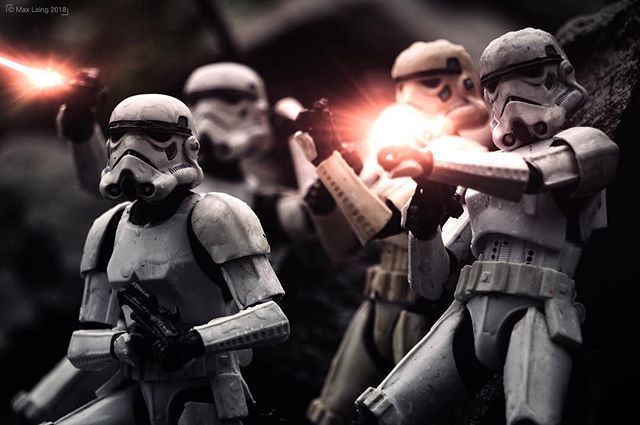 StarWarsTBS's tweet photo. Bringing this week’s  #TBSFF series to a close is @three_left_standing! Beautiful shot! 💥👌🏻💥 #Stormtroopers #Stormtrooper #theempire #blastthem #rebelscum #starwars #starwarstheblackseries #starwarsblackseries #blackseries6inch #starwars6inch  #starw… https://t.co/zBbPTDFmJL https://t.co/18ZisJxEyx