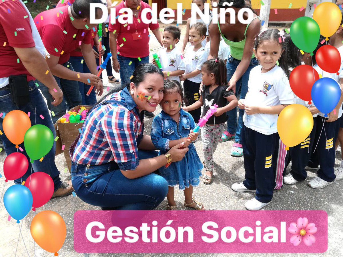 milenaricardoc's tweet photo. Así celebramos el día más dulce del año con nuestros niños Nilenses. Nuestro @AlcaldeNilo en representación de kiko del programa El Chavo, se divirtió como niño en este día tan especial.
#CompromisoConResponsabilidad #DíaDeLaNiñez https://t.co/GVRJUo7HPH