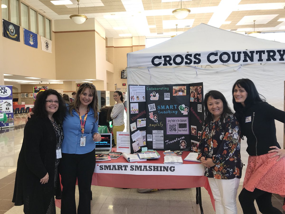 apadalino's tweet photo. @howard_huskies sharing their learning at the #HSSDcreate teacher EXPO https://t.co/iT33tv4pYx